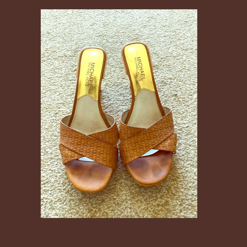 🚫SOLD❗️Michael Kors Tan Clog Mule Heels